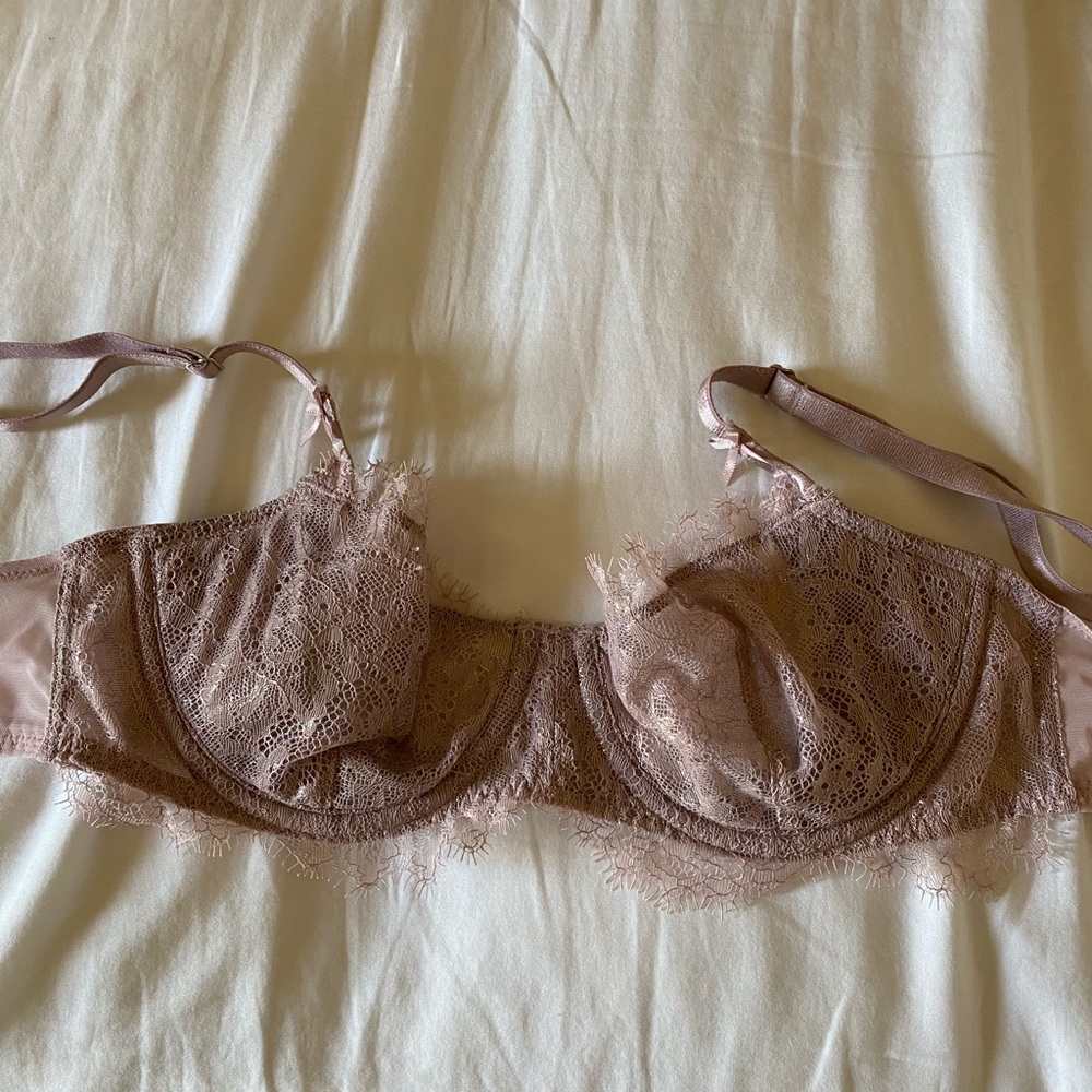 Victoria’s Secret Bra NWOT